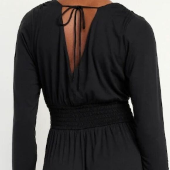 Elegant Large Black Jumpsuit Old Navy Waist-Defined V-Neck Womens Stretchy - Picture 6 of 12